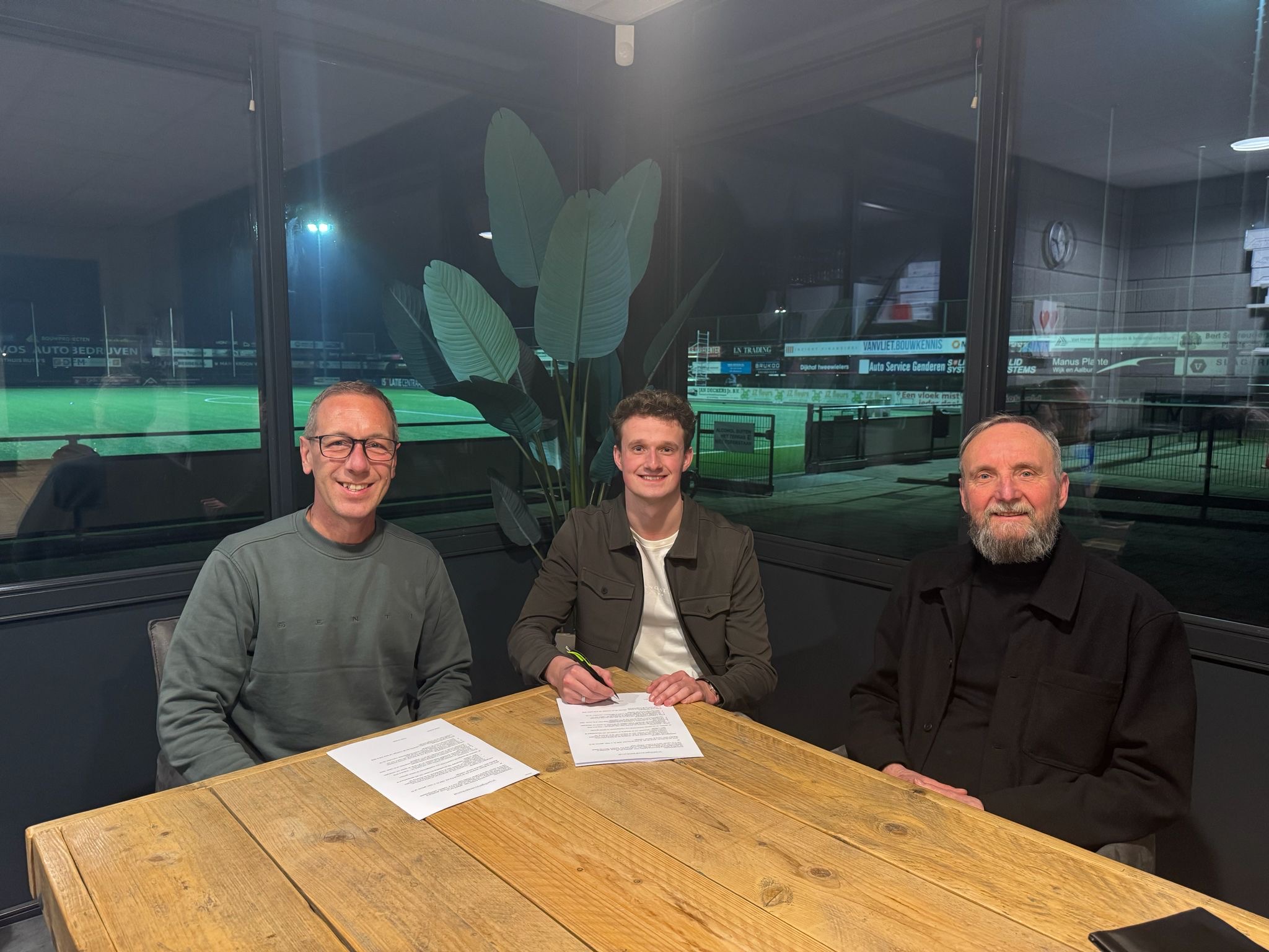 0aab9ea1-7194-4bcb-8d44-7ad23e6809c0